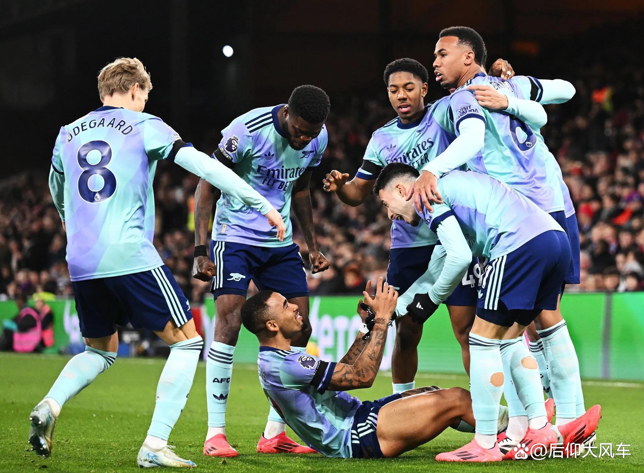 包含阿森纳碾压勒沃库森,迪马利亚送出助攻的词条 包含阿森纳碾压勒沃库森,迪马利亚送出助攻的词条