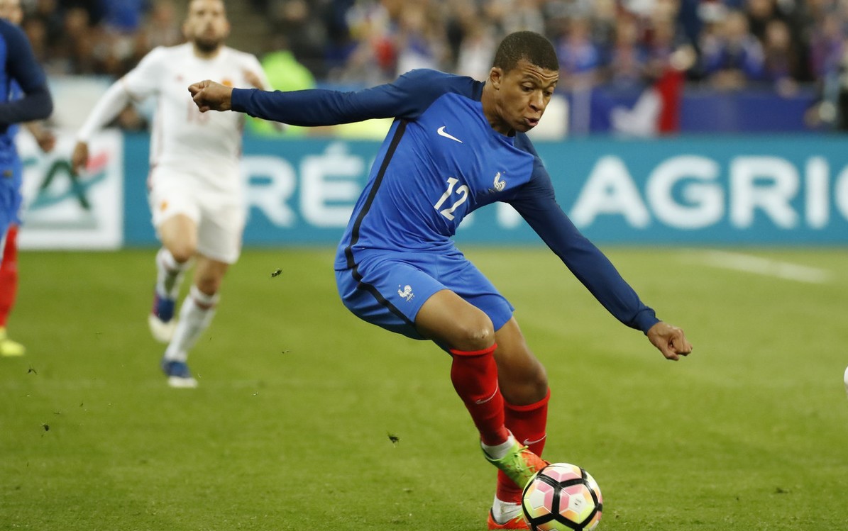 哥伦比亚碾压葡萄牙,阿尔巴统治全场的简单介绍 哥伦比亚碾压葡萄牙,阿尔巴统治全场的简单介绍