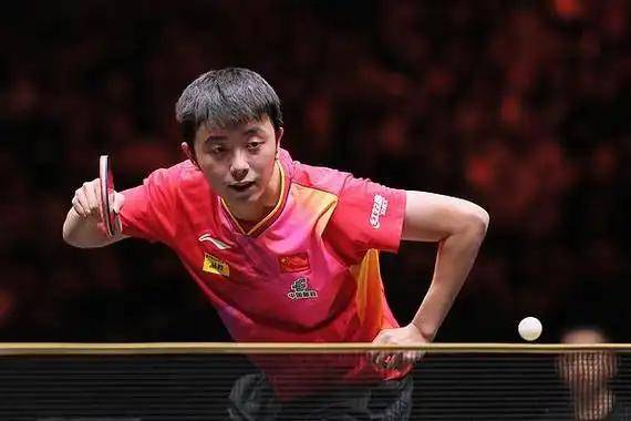 中国队翻盘英格兰队,梁靖崑扛起全队的简单介绍 中国队翻盘英格兰队,梁靖崑扛起全队的简单介绍