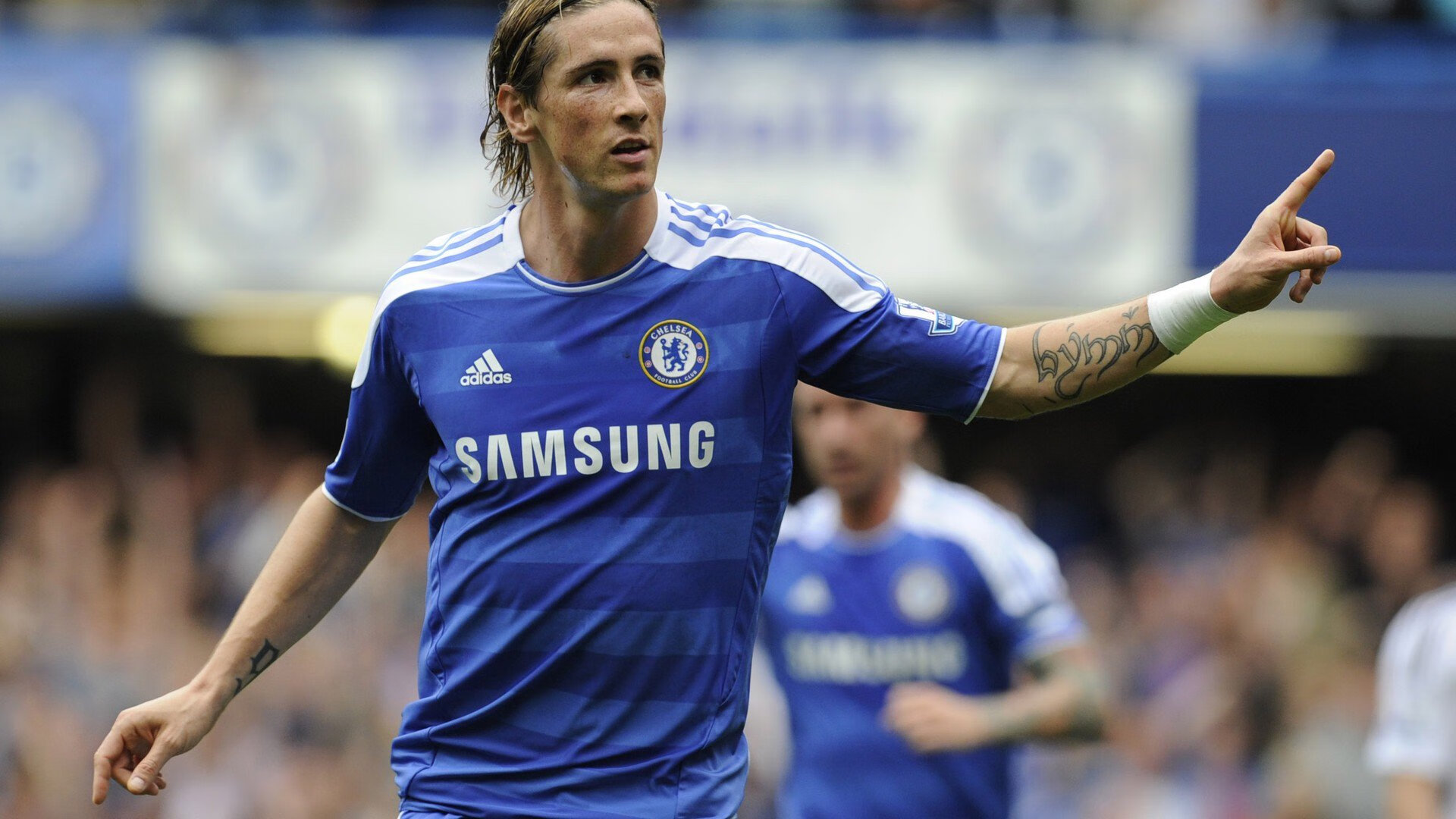 鏖战东瀛，范戴克一剑封喉，利物浦力克AC米兰